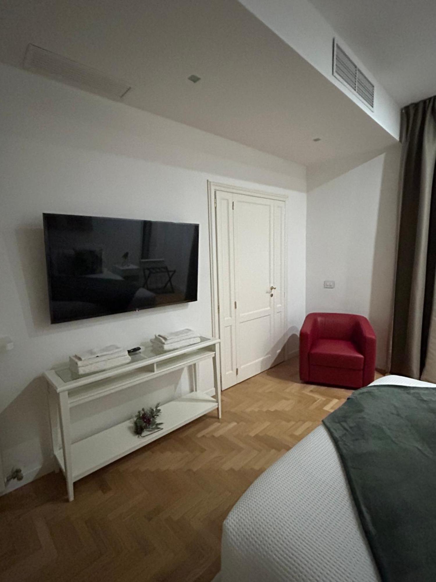 Colosseum Rome Guest House Luil Exterior photo